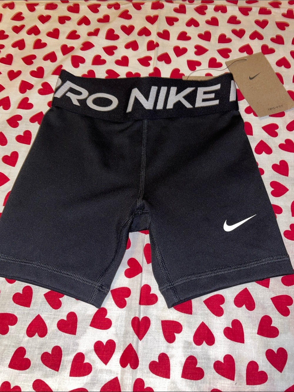 Black & white Nike pro kids shorts (xs)(nwt)